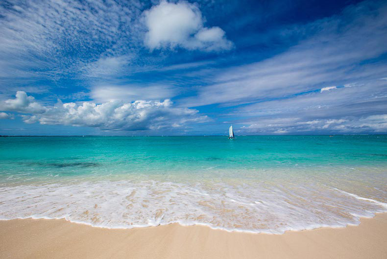 grace bay beach turks and caicos