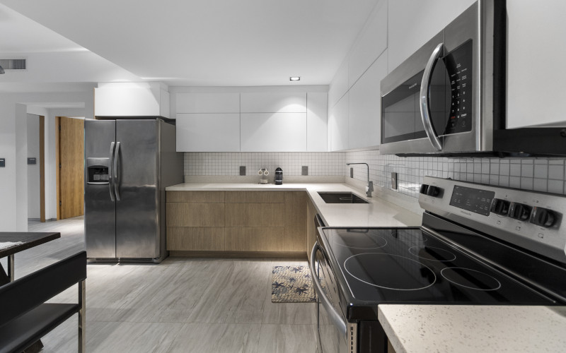 Kitchen 2 bedroom apartment kitchen in 2 bedroom apartment on harbour island