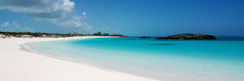 great exuma sandy beach bahamas